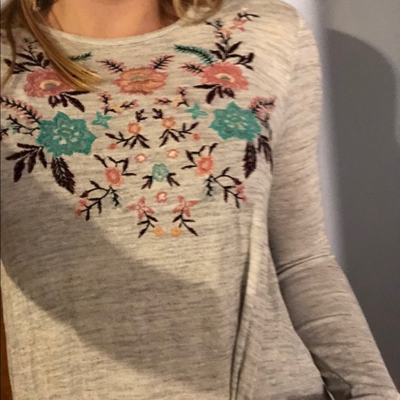 long sleeve flowy shirt Taylor & Sage - Picture 2 of 2